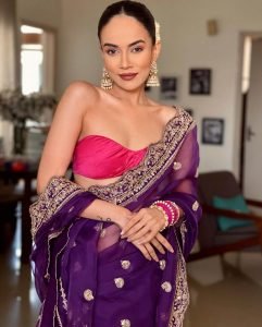 Komal Pandey